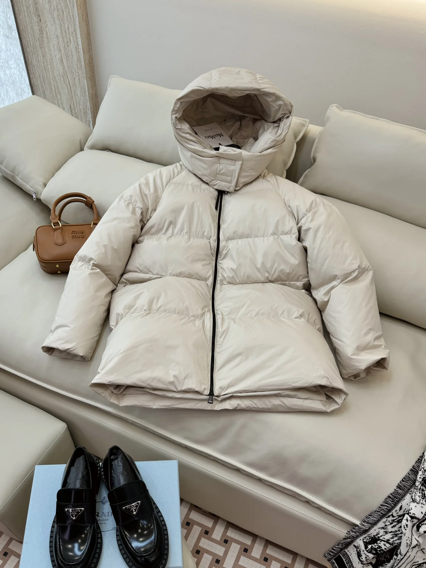 Max Mara Down Jackets Unique 165353