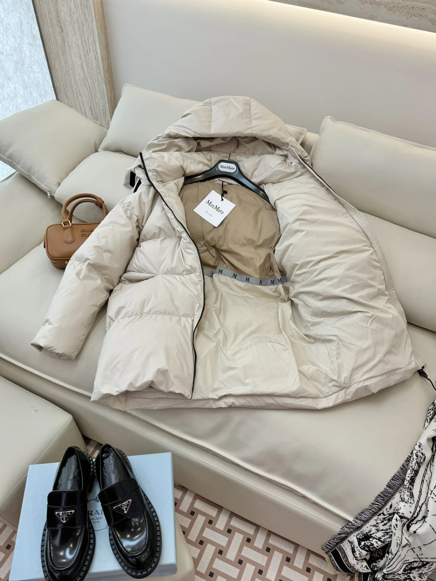Max Mara Down Jackets Unique 165353