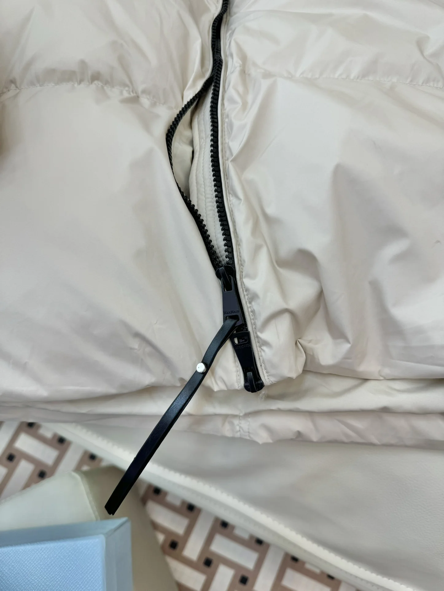 Max Mara Down Jackets Unique 165353