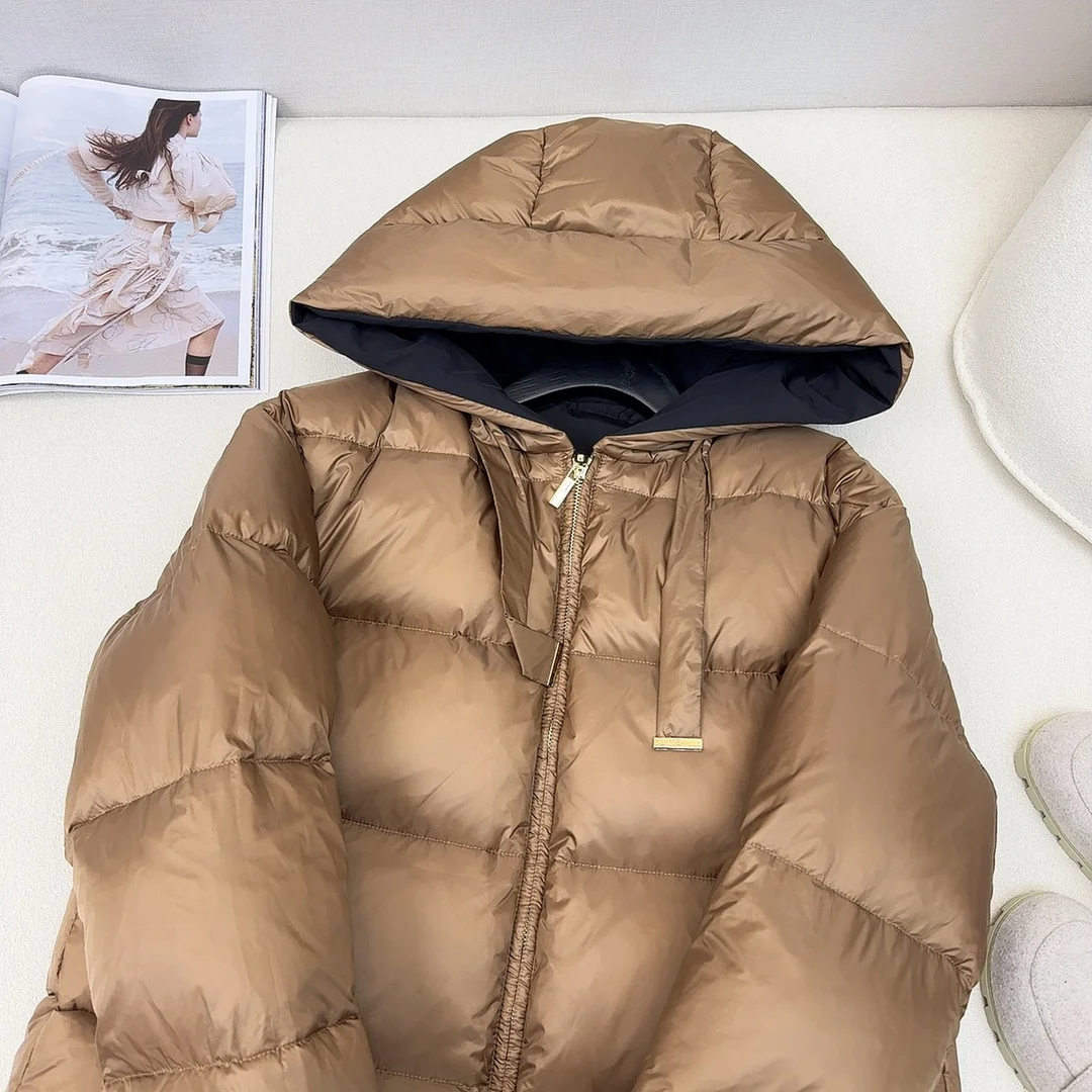 Trendsetting Max Mara Down Jackets 165347