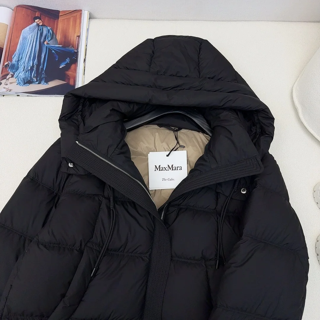 Max Mara Down Jackets Compact 165352