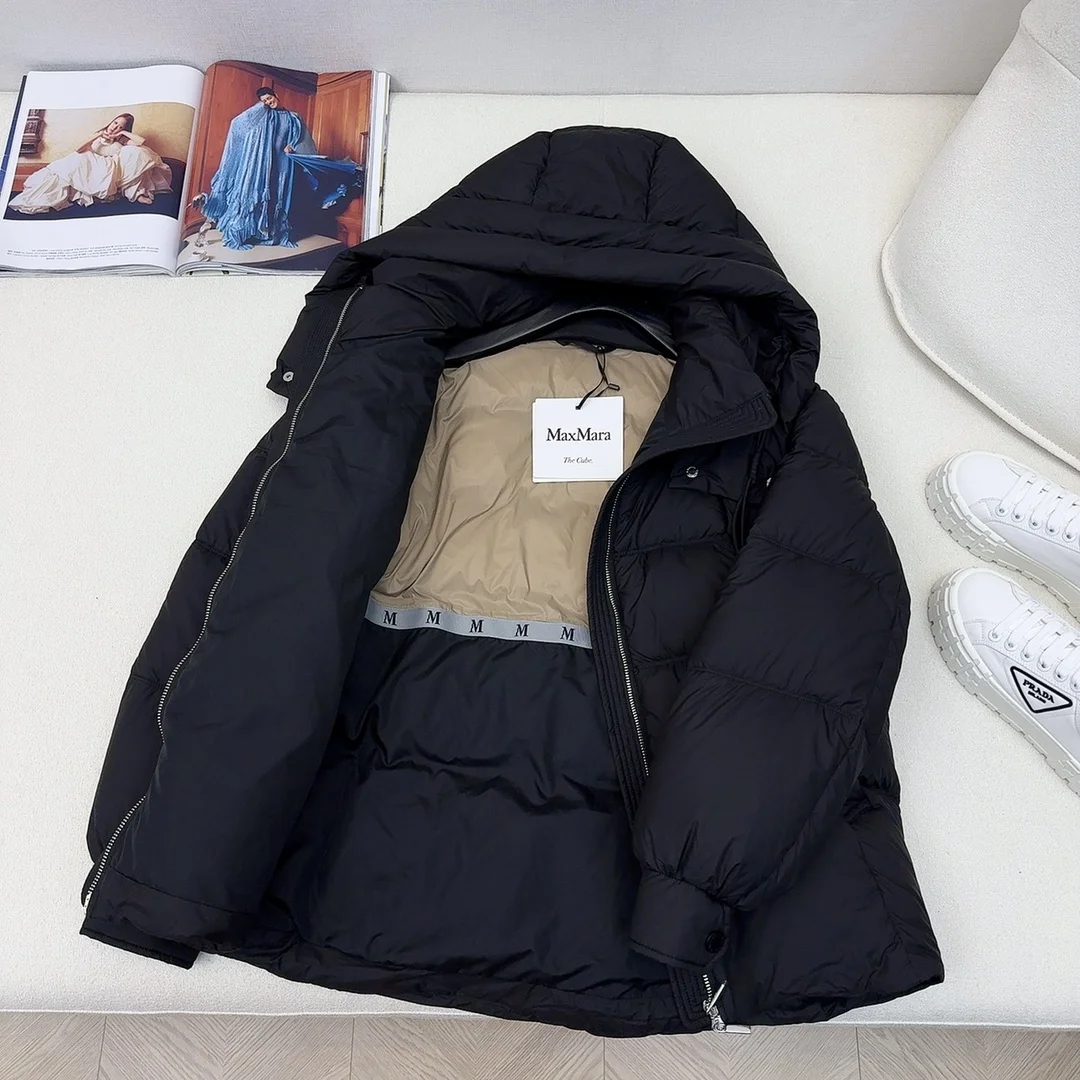 Max Mara Down Jackets Compact 165352