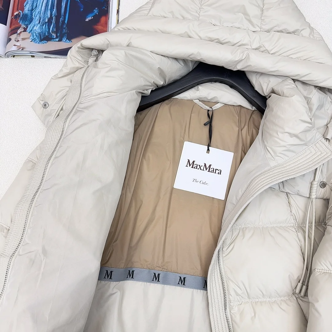 Seasonal Max Mara Down Jackets 165342