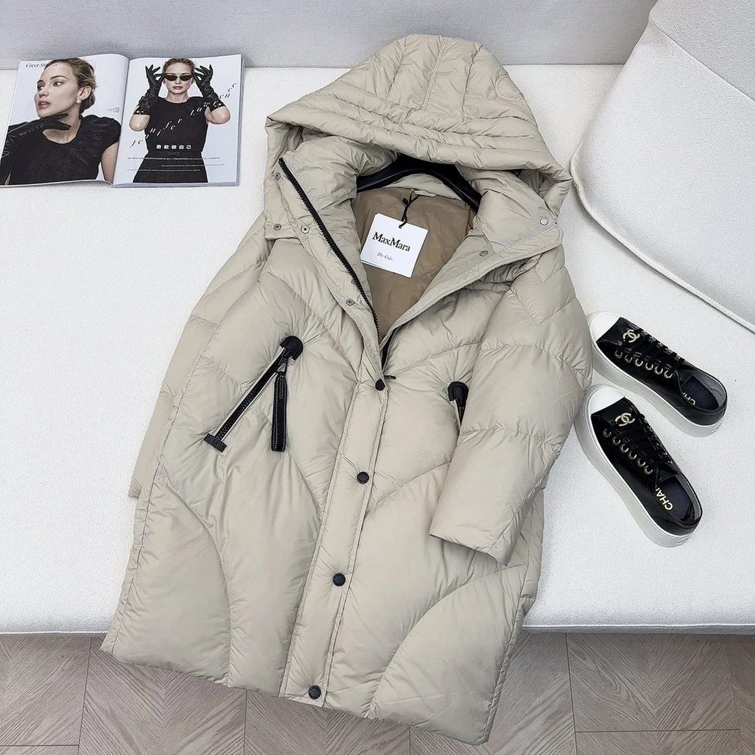 Max Mara Down Jackets Sleek 165344