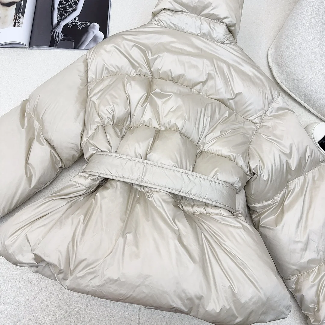 Max Mara Down Jackets Trendsetting 165322