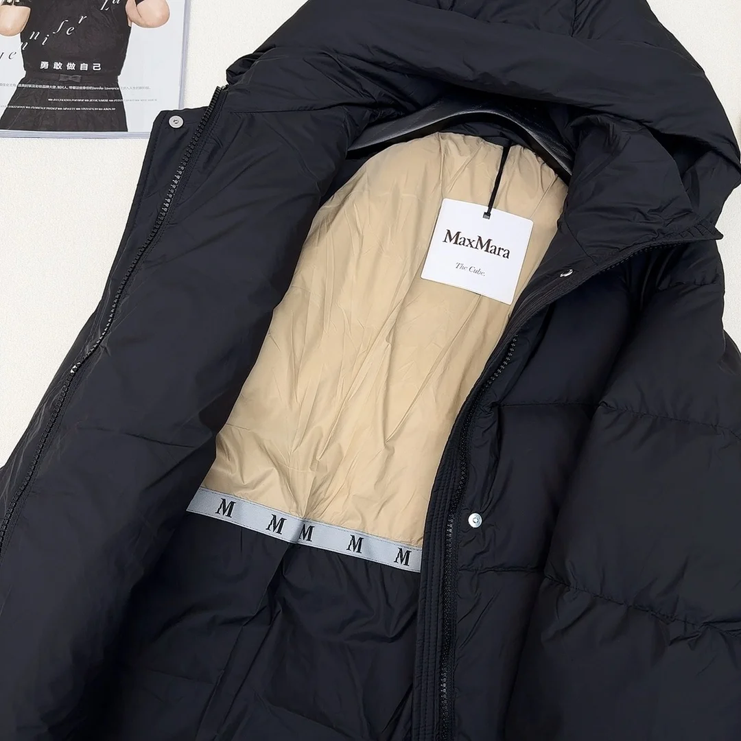 Max Mara Down Jackets Supportive 165338