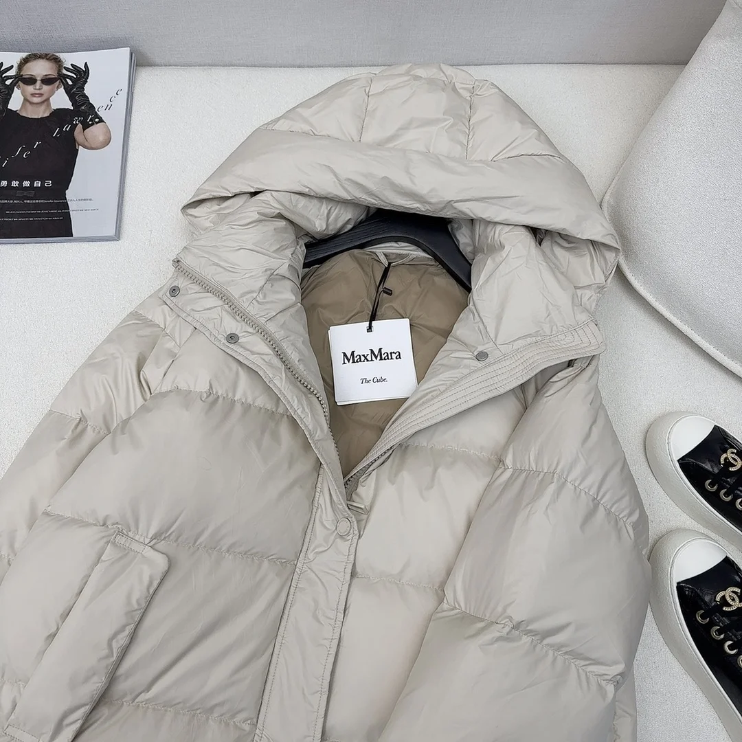 Max Mara Down Jackets Durable 165316
