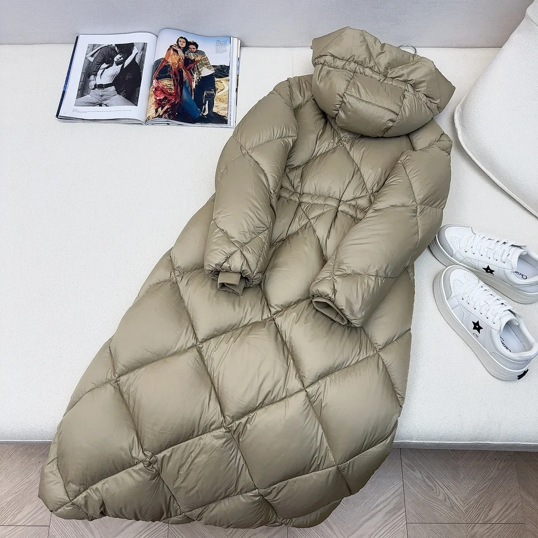 Max Mara Down Jackets Sporty 165310