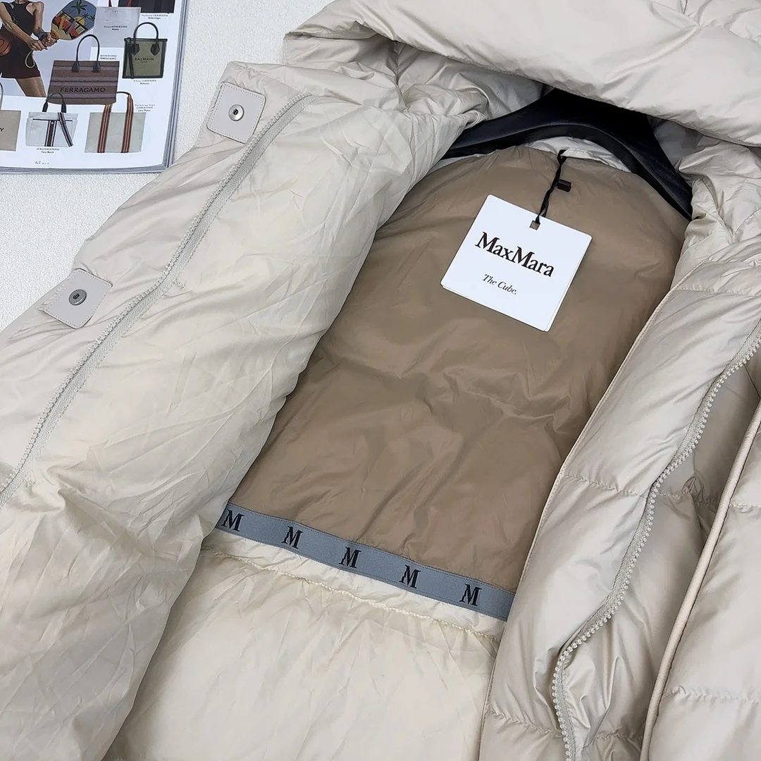 Unisex Max Mara Down Jackets 165367