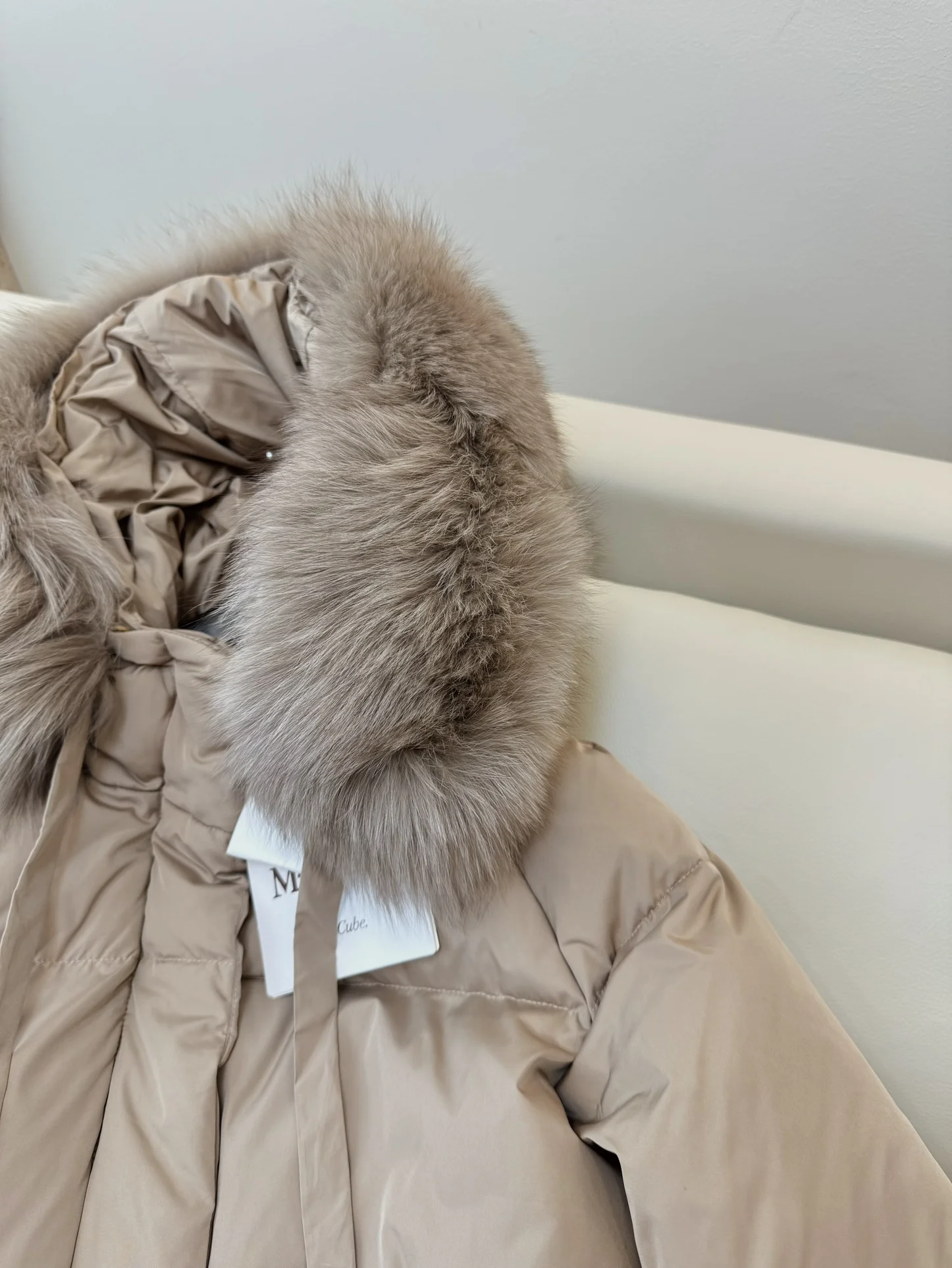 Max Mara Down Jackets Attractive 165331