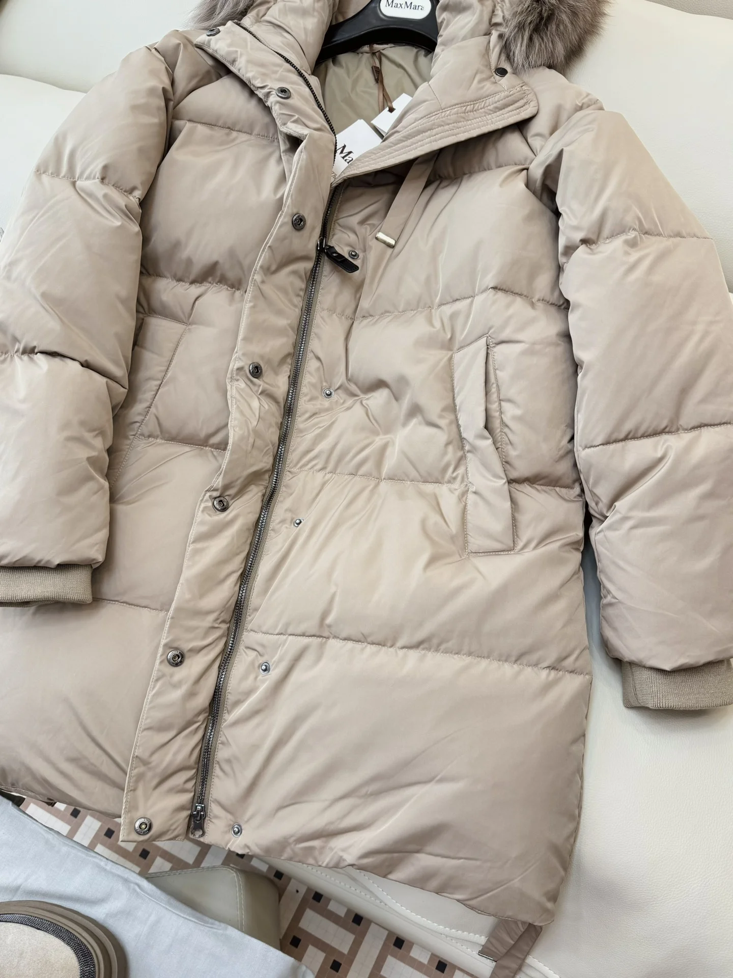 Max Mara Down Jackets Attractive 165331