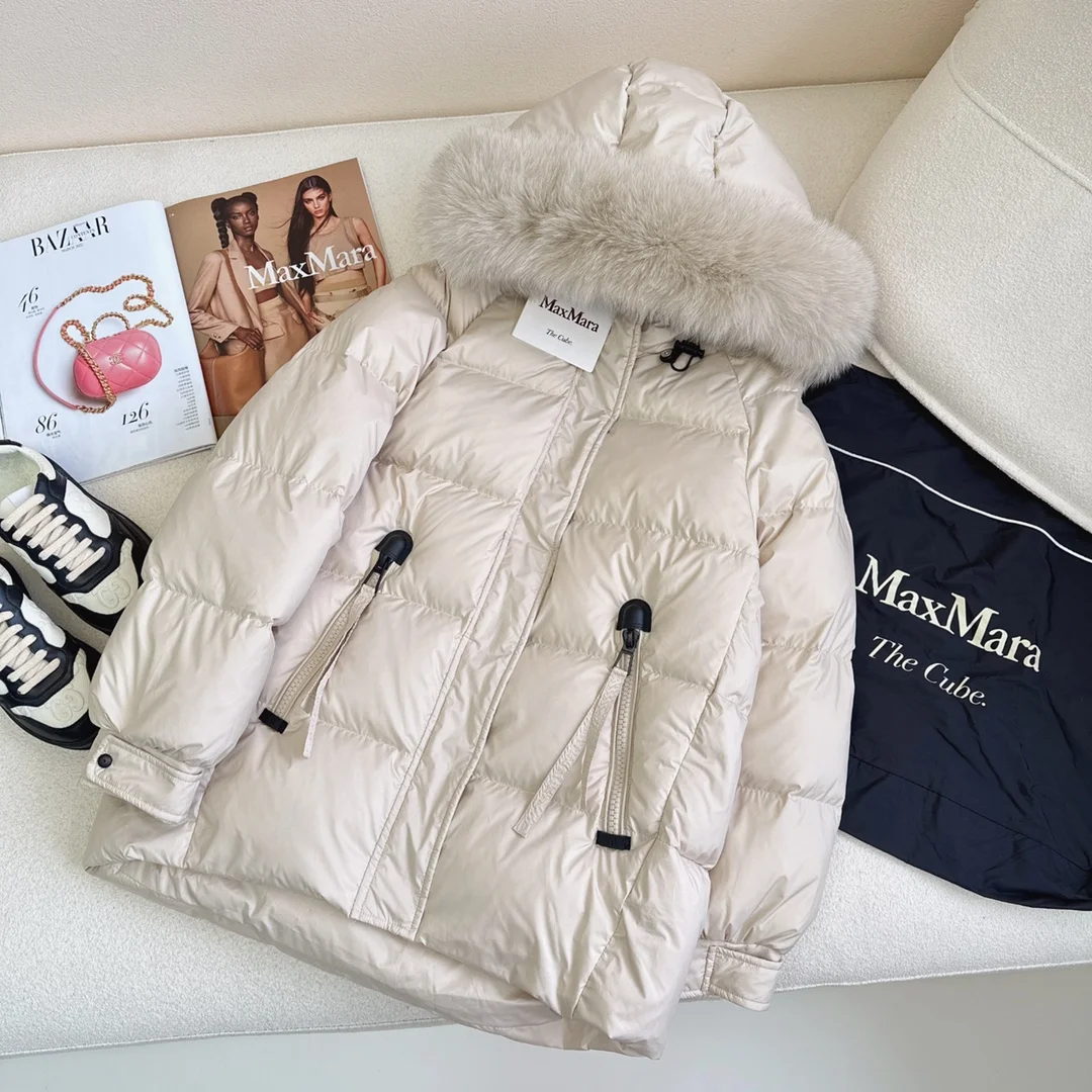 Minimalist Max Mara Down Jackets 165326