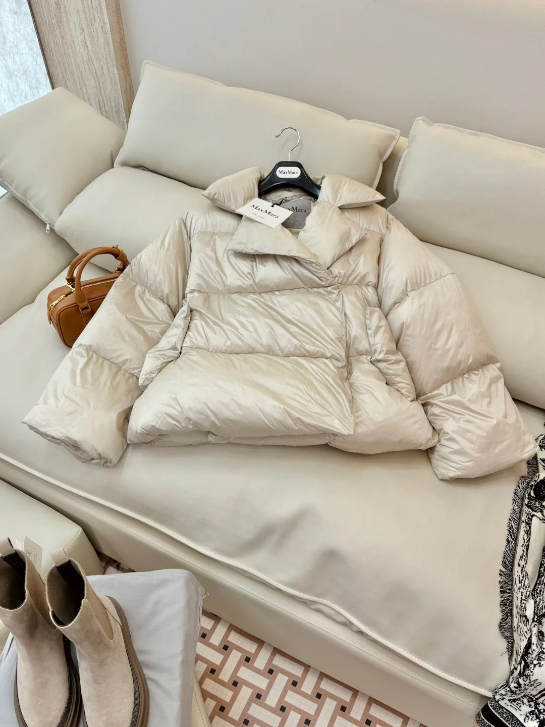 Max Mara Down Jackets Breathable 165285