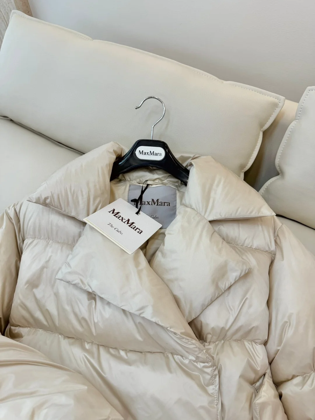 Max Mara Down Jackets Breathable 165285