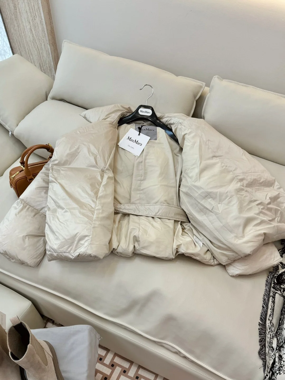 Max Mara Down Jackets Breathable 165285