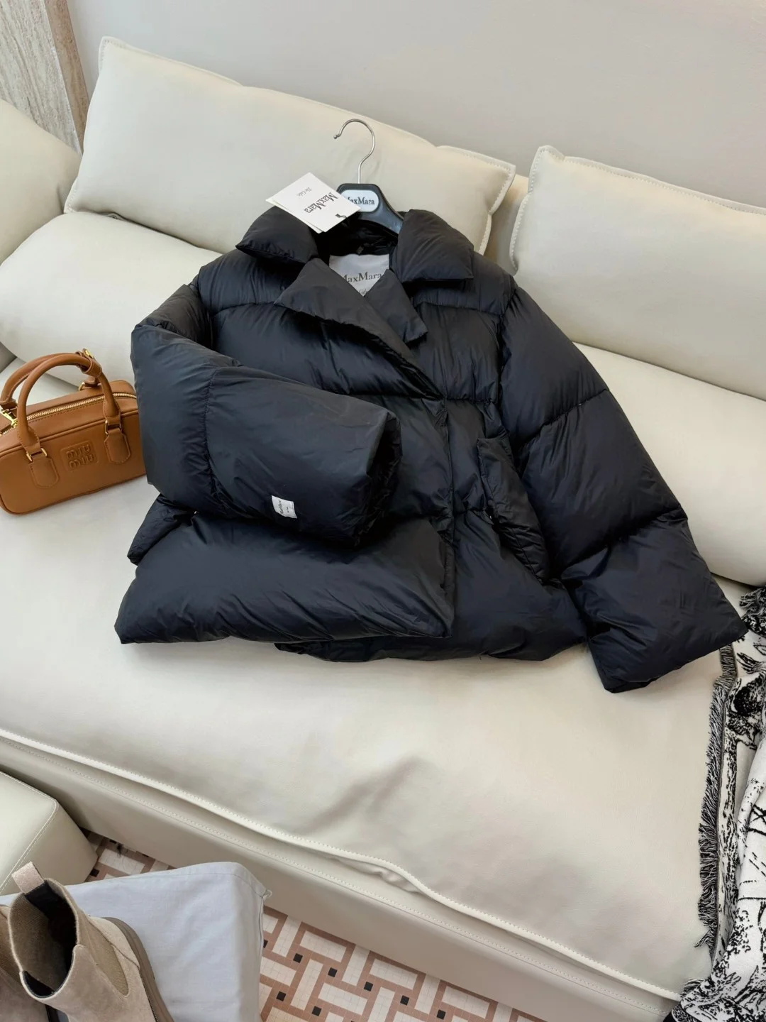 Max Mara Down Jackets Timeless 165284