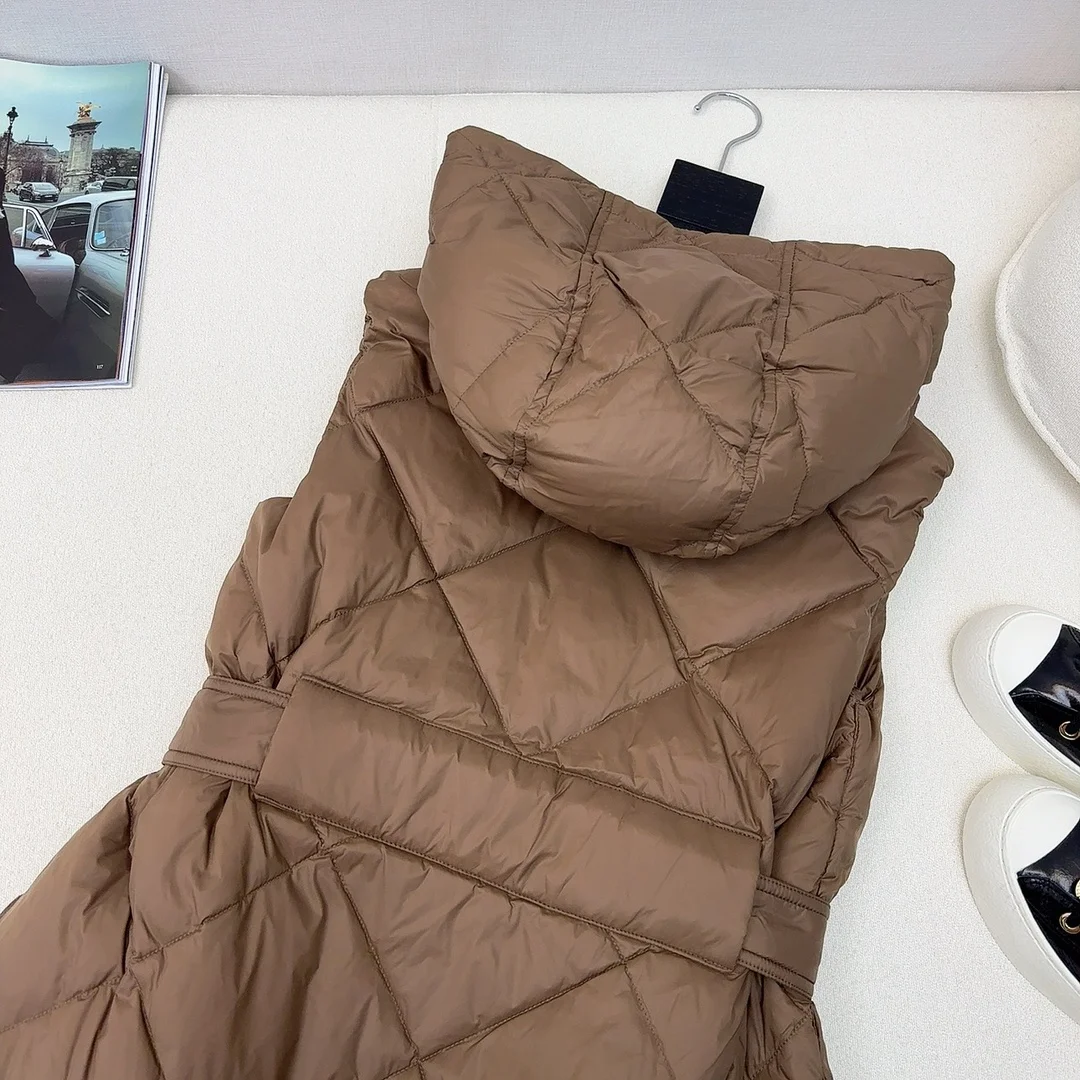 Max Mara Down Jackets Refined 165282