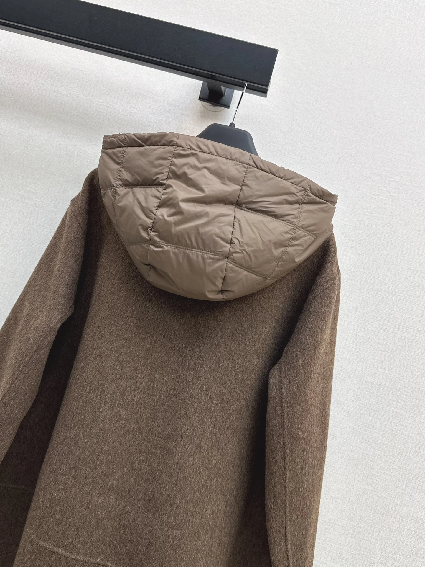Max Mara Down Jackets WaterResistant 165302