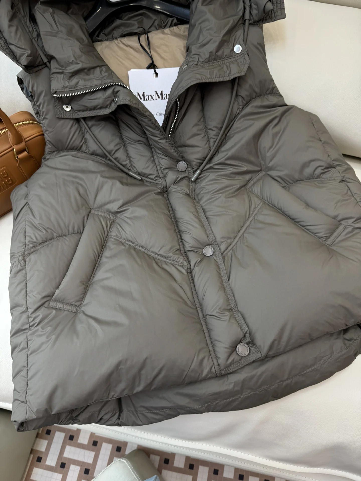 Max Mara Down Jackets Lightweight 165245