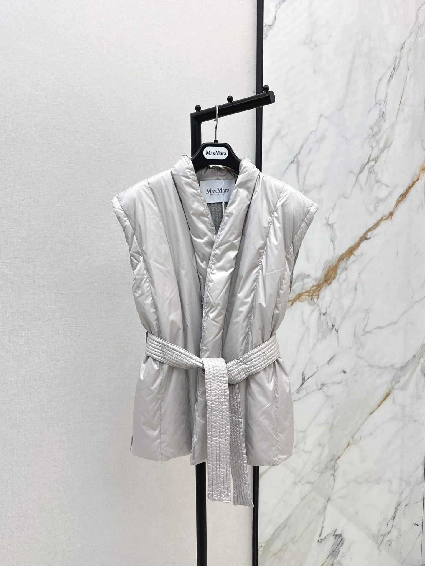 Max Mara Down Jackets Stretchable 165257