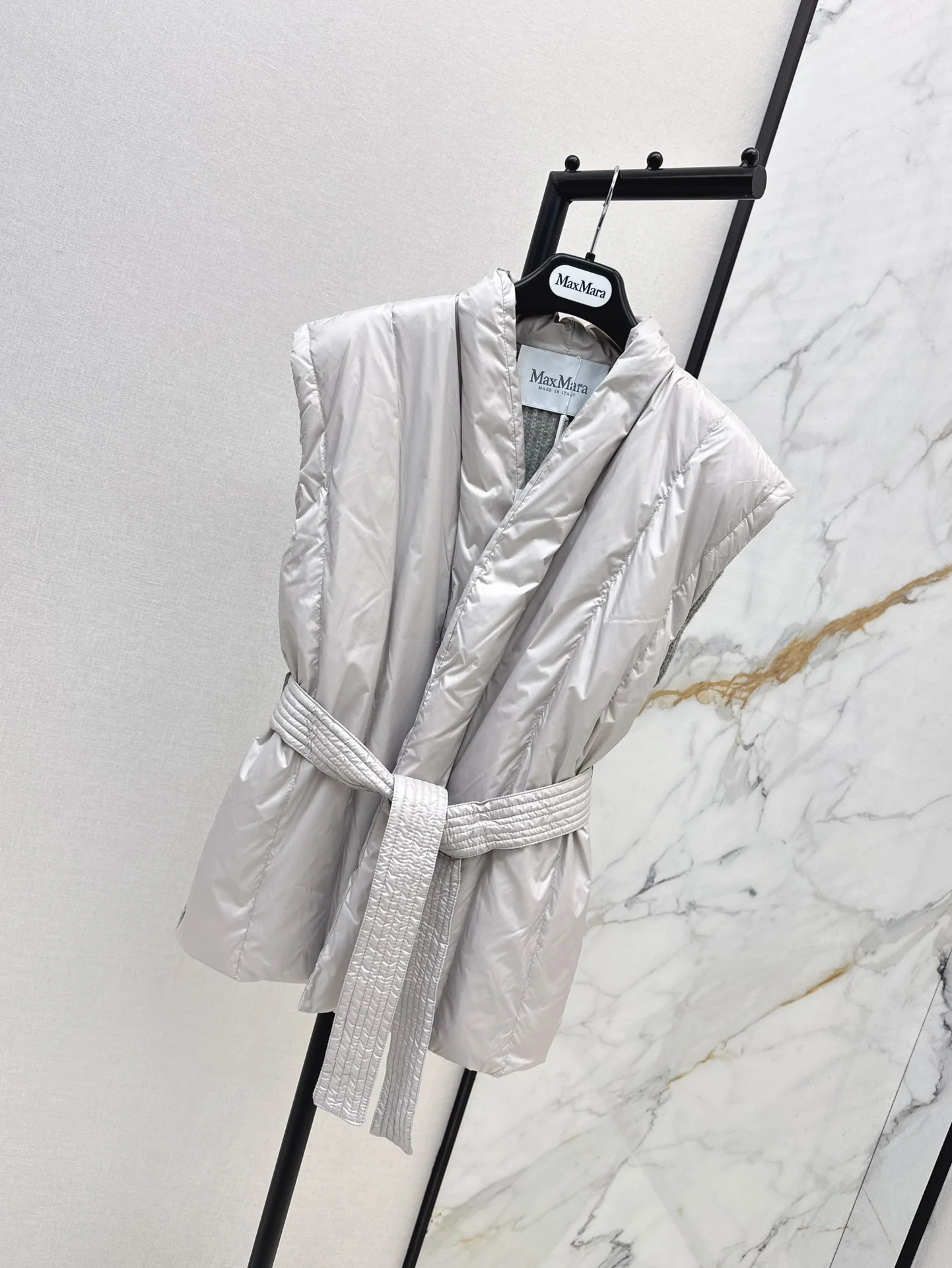 Max Mara Down Jackets Stretchable 165257