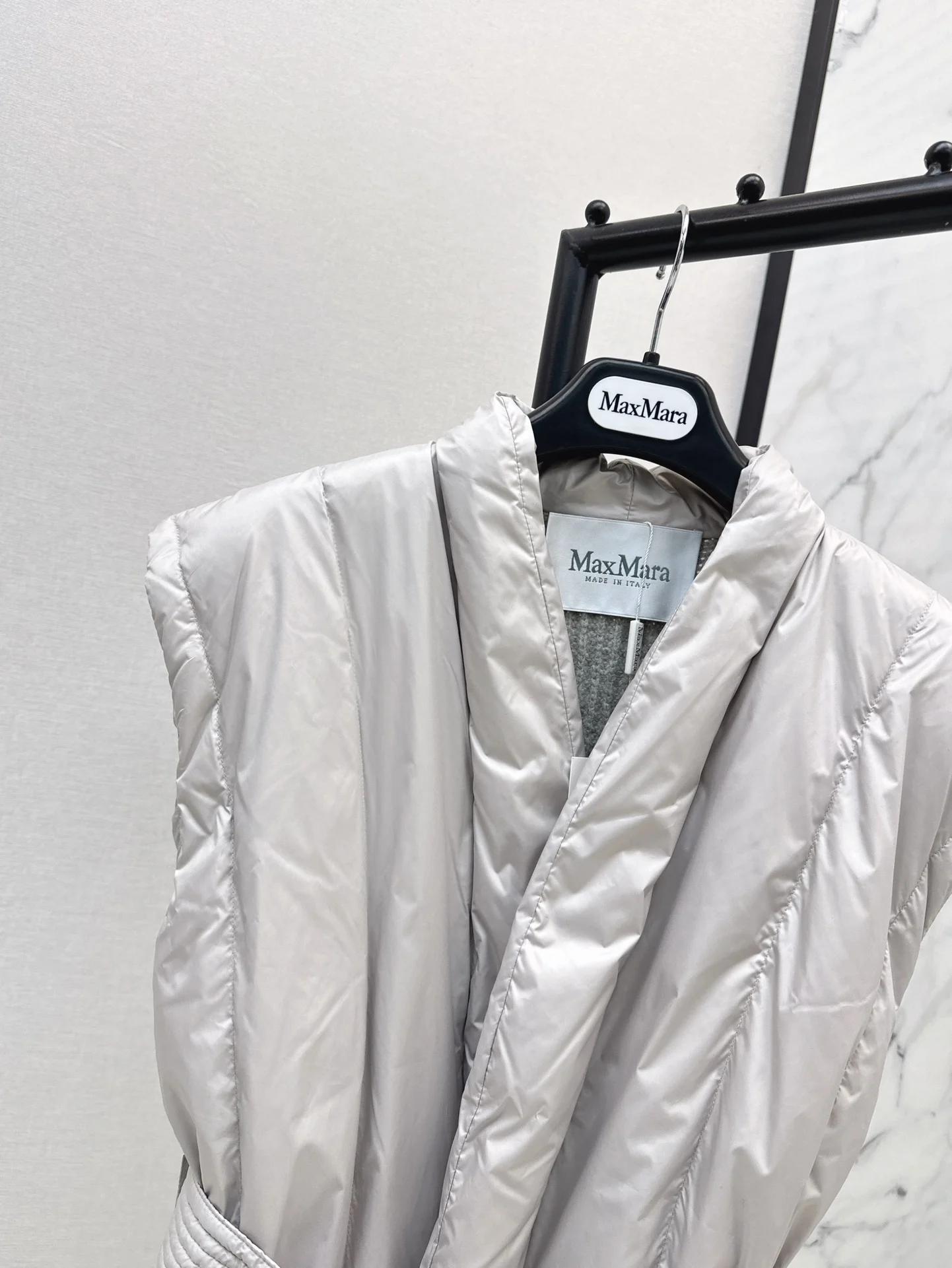 Max Mara Down Jackets Stretchable 165257