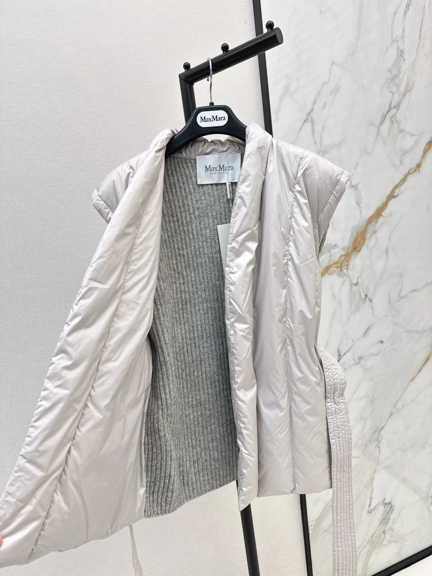 Max Mara Down Jackets Stretchable 165257