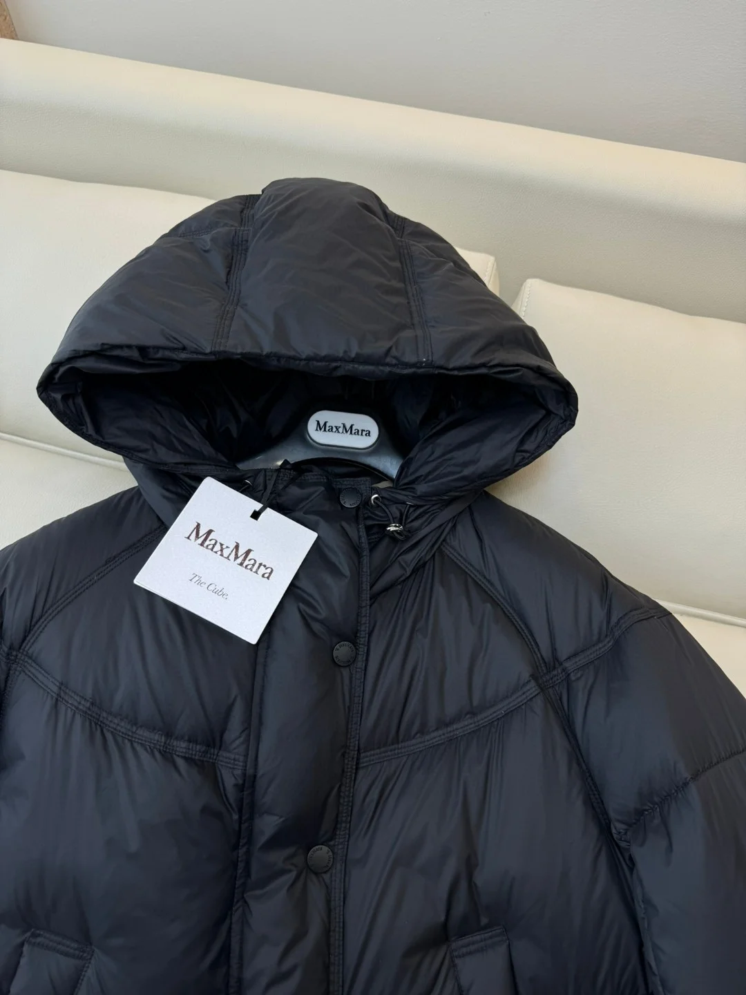 Max Mara Down Jackets Attractive 165237