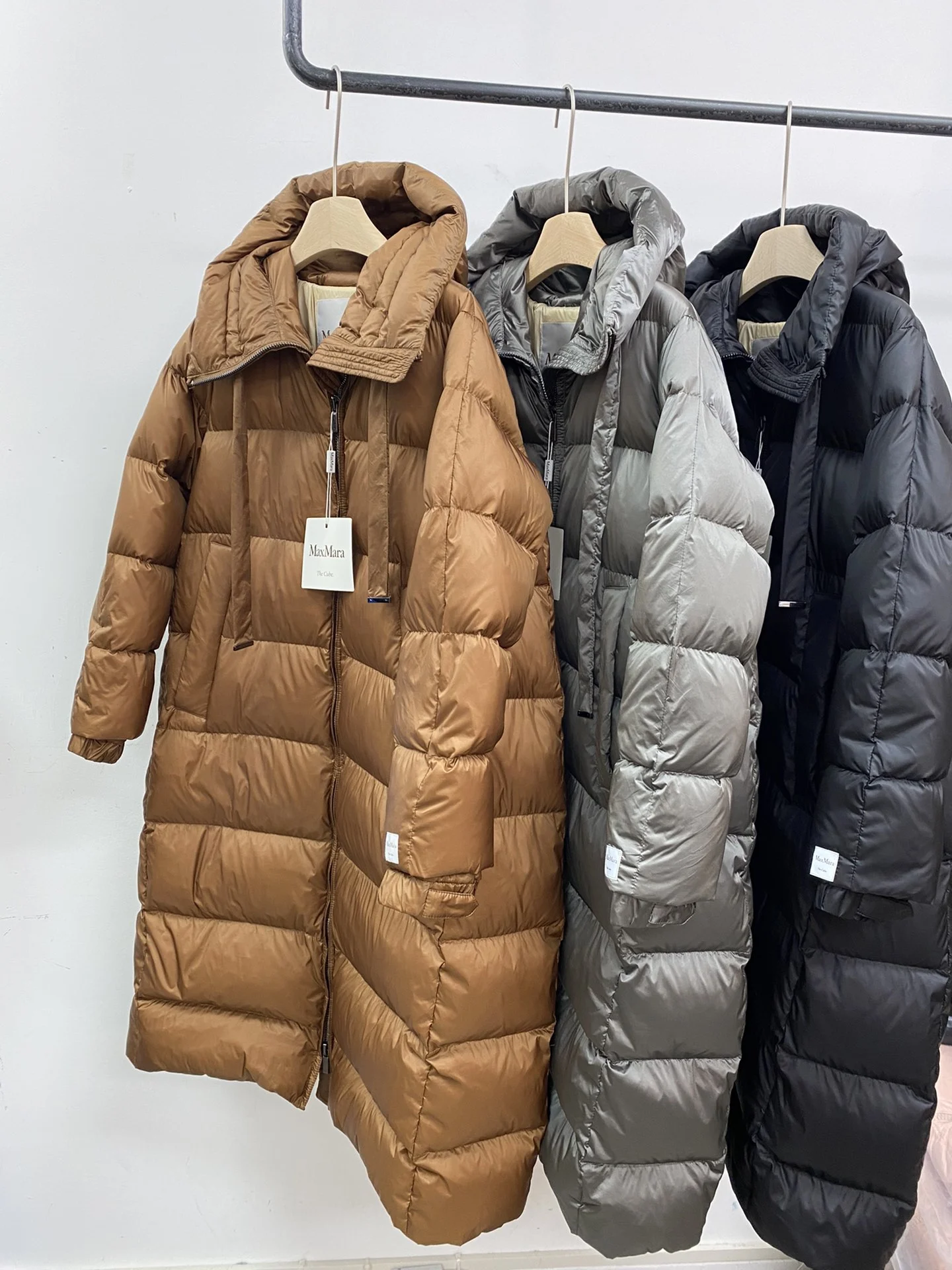 WellDesigned Max Mara Down Jackets 165239