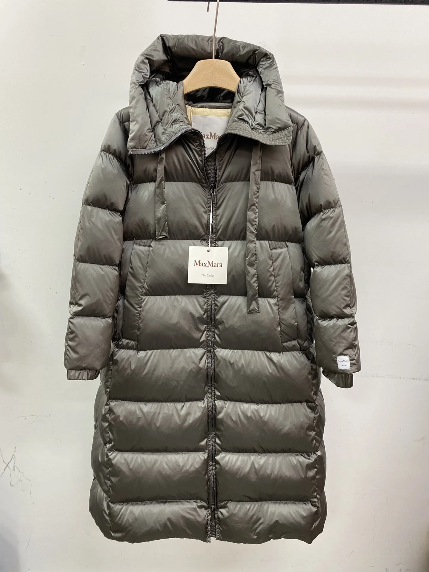 WellDesigned Max Mara Down Jackets 165239