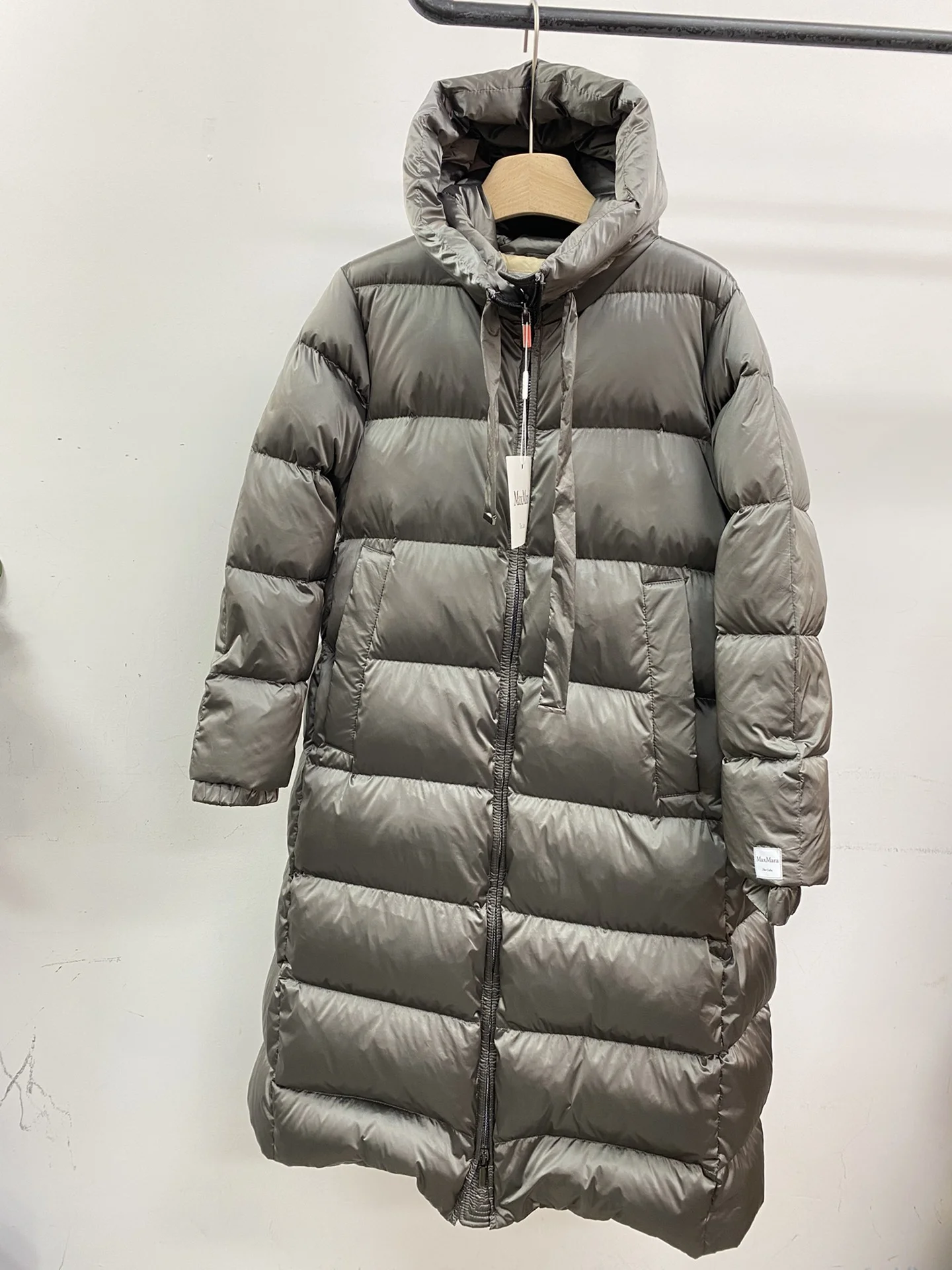 WellDesigned Max Mara Down Jackets 165239