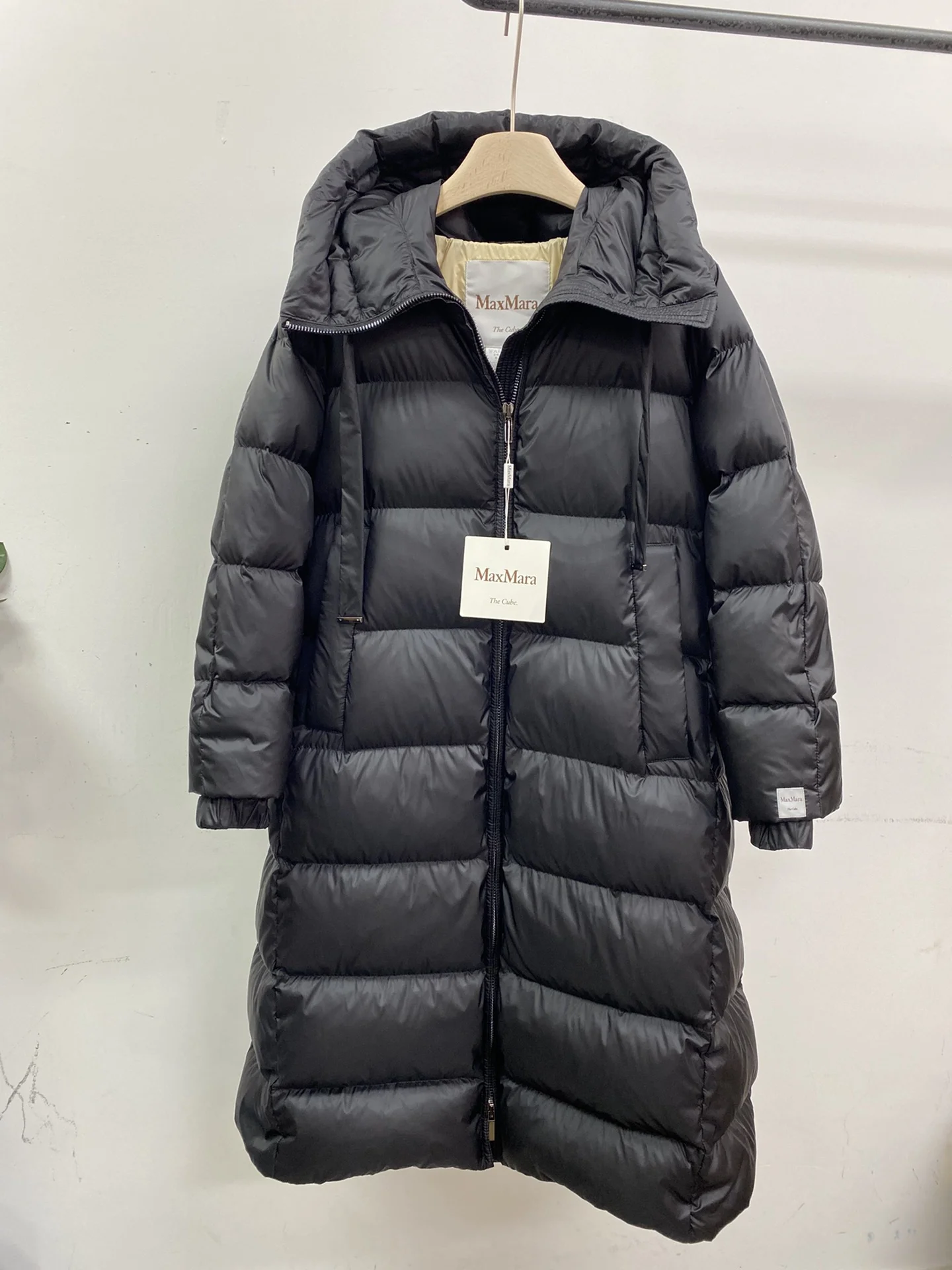 WellDesigned Max Mara Down Jackets 165239