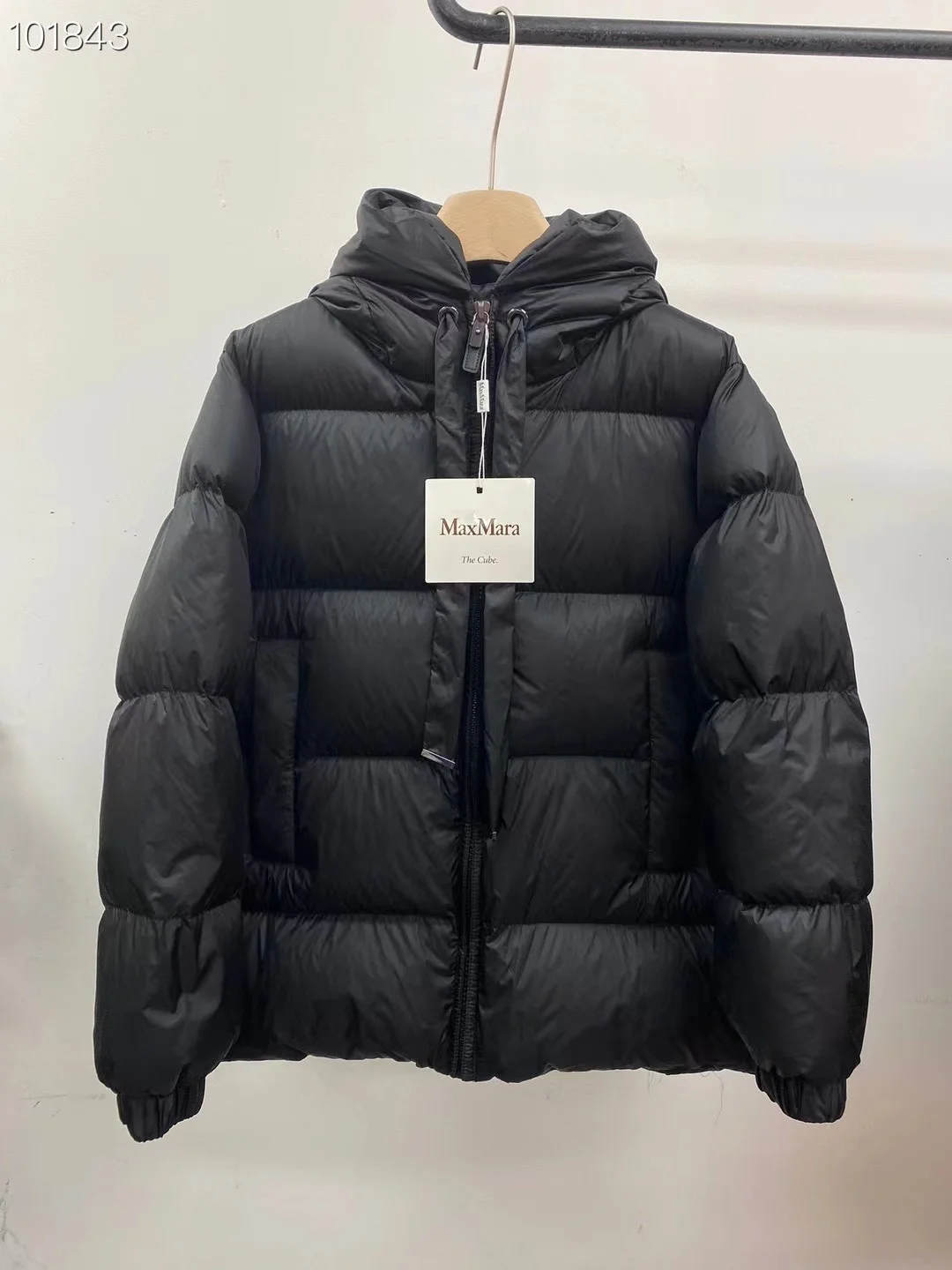 ZipUp Max Mara Down Jackets 165234