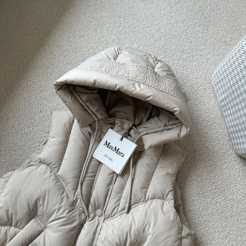 Max Mara Down Jackets SunProtective 164954