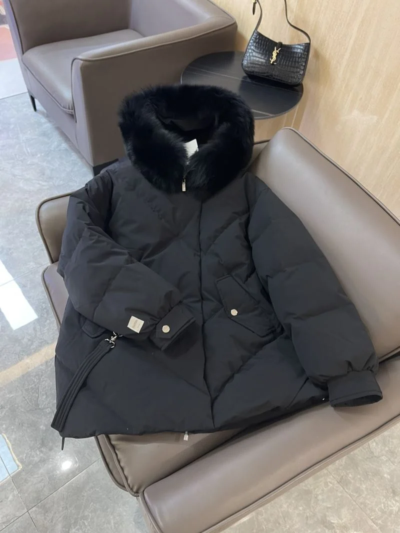 Max Mara Down Jackets Supportive 165002