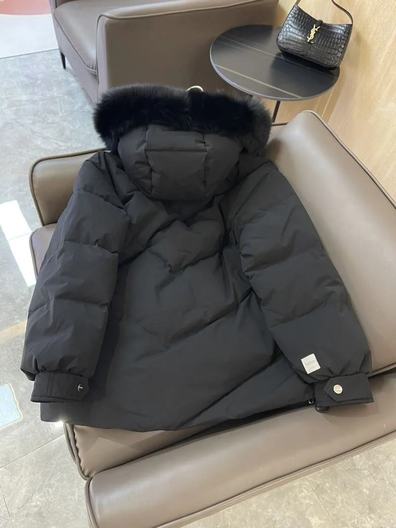 Max Mara Down Jackets Supportive 165002