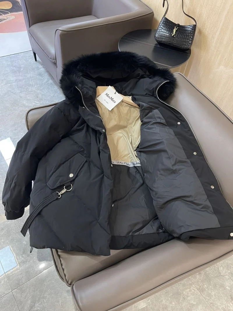 Max Mara Down Jackets Supportive 165002