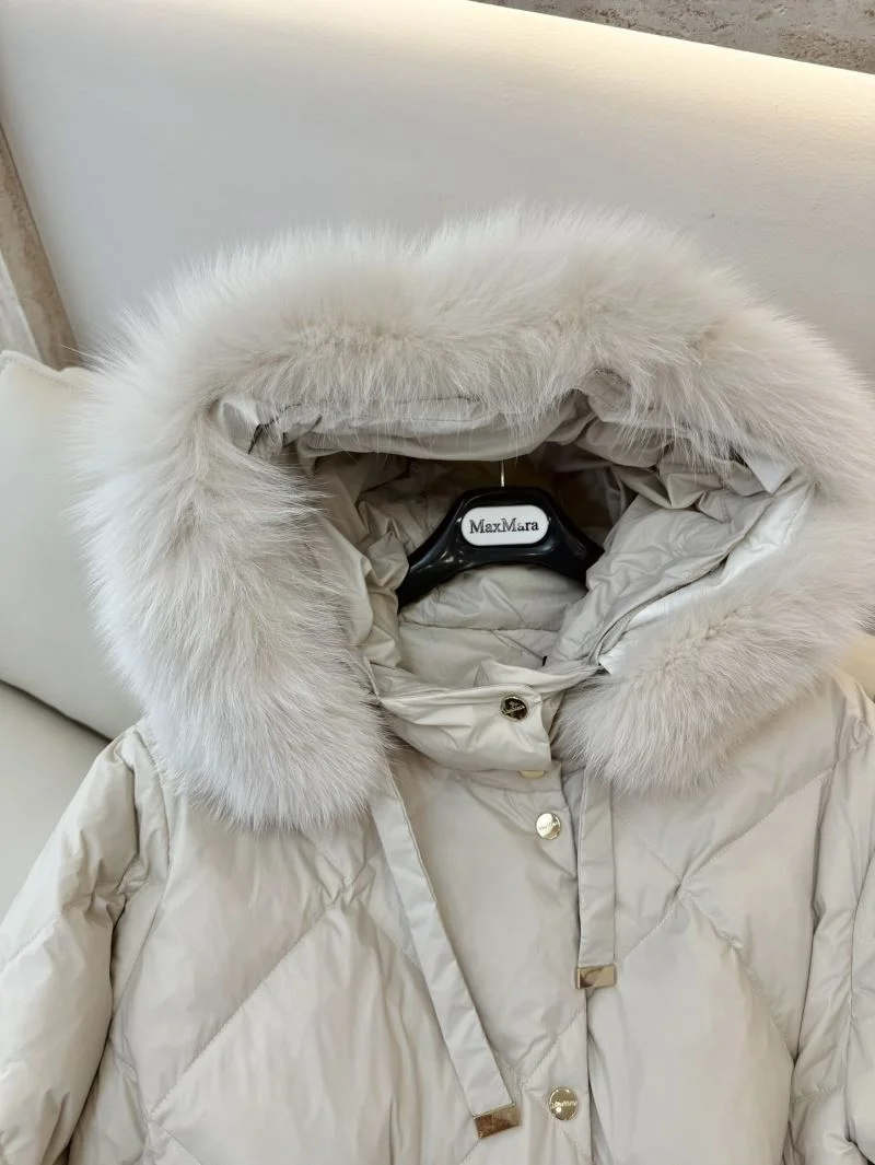Max Mara Down Jackets Versatile 164670