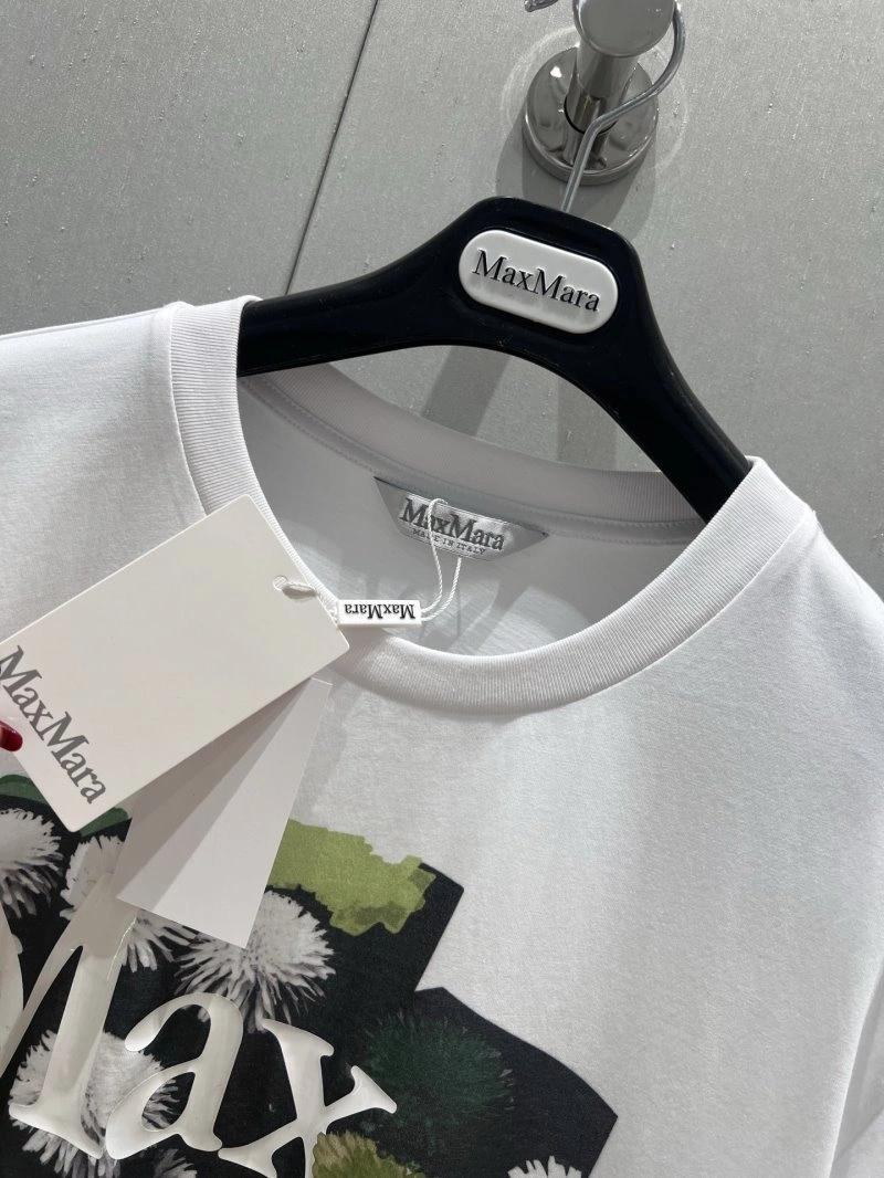 Max Mara T-Shirts Comfortable 149246