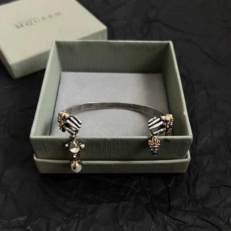 Supportive Mcqueen Bracelets 208646