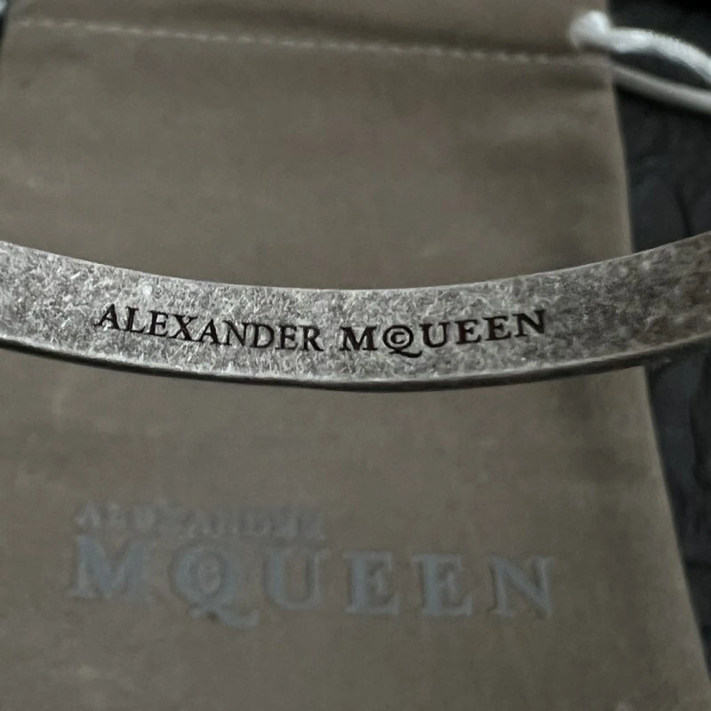 Supportive Mcqueen Bracelets 208646