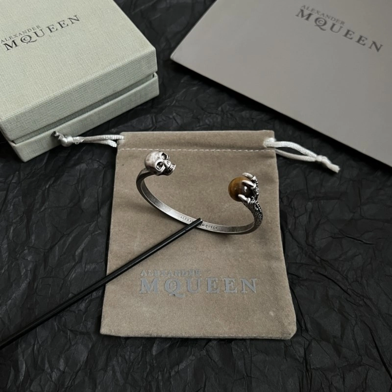 RelaxedFit Mcqueen Bracelets 208639