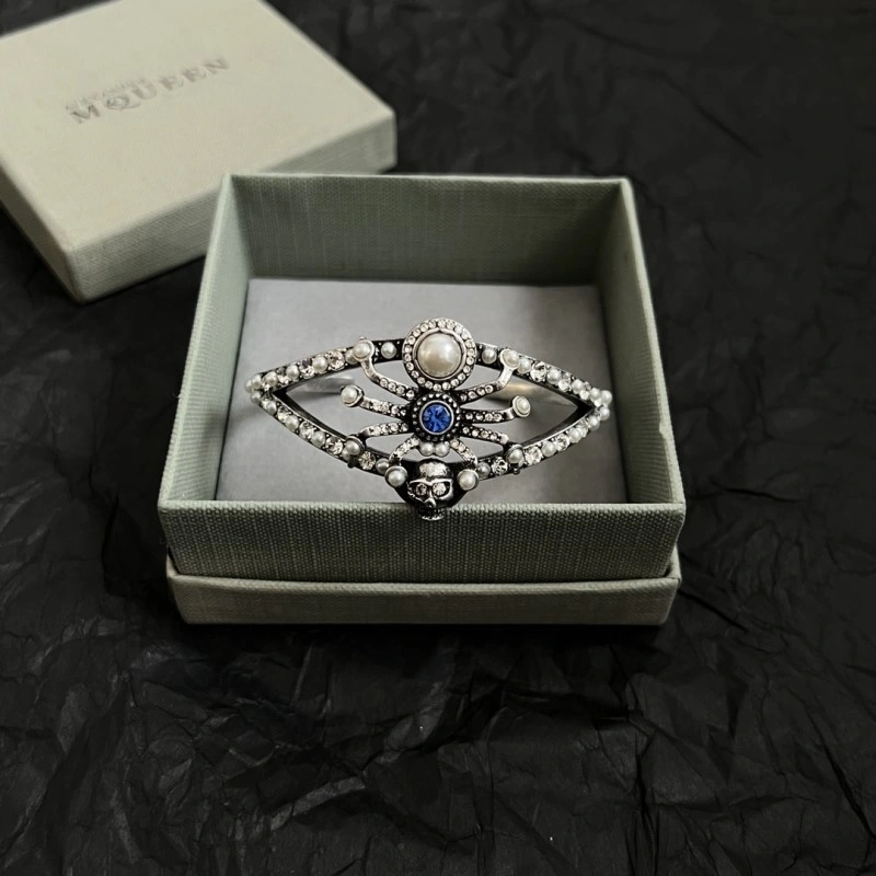 Chic Mcqueen Bracelets 208630