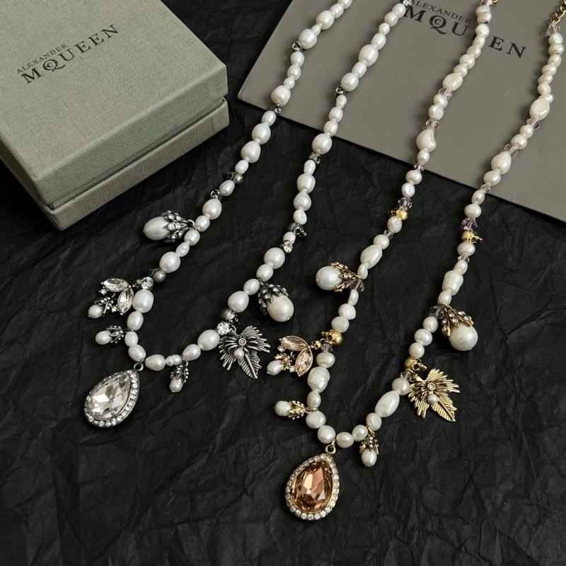 OdorResistant Mcqueen Necklaces 208620