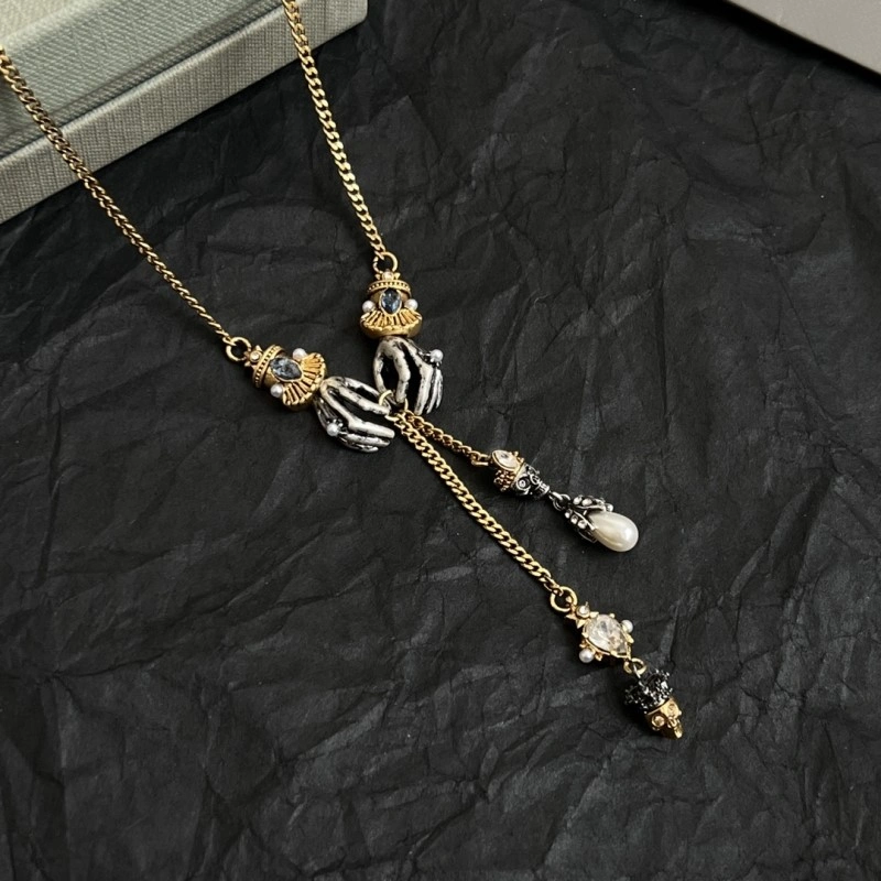 Mcqueen Necklaces Elegant 208619