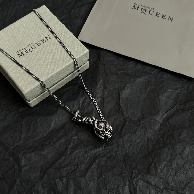 Mcqueen Necklaces Versatile 208609