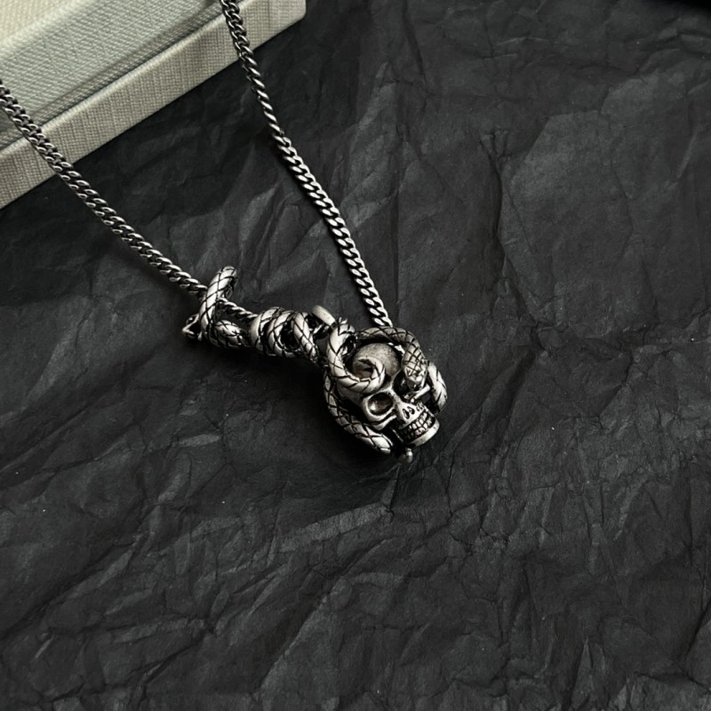 Mcqueen Necklaces Versatile 208609