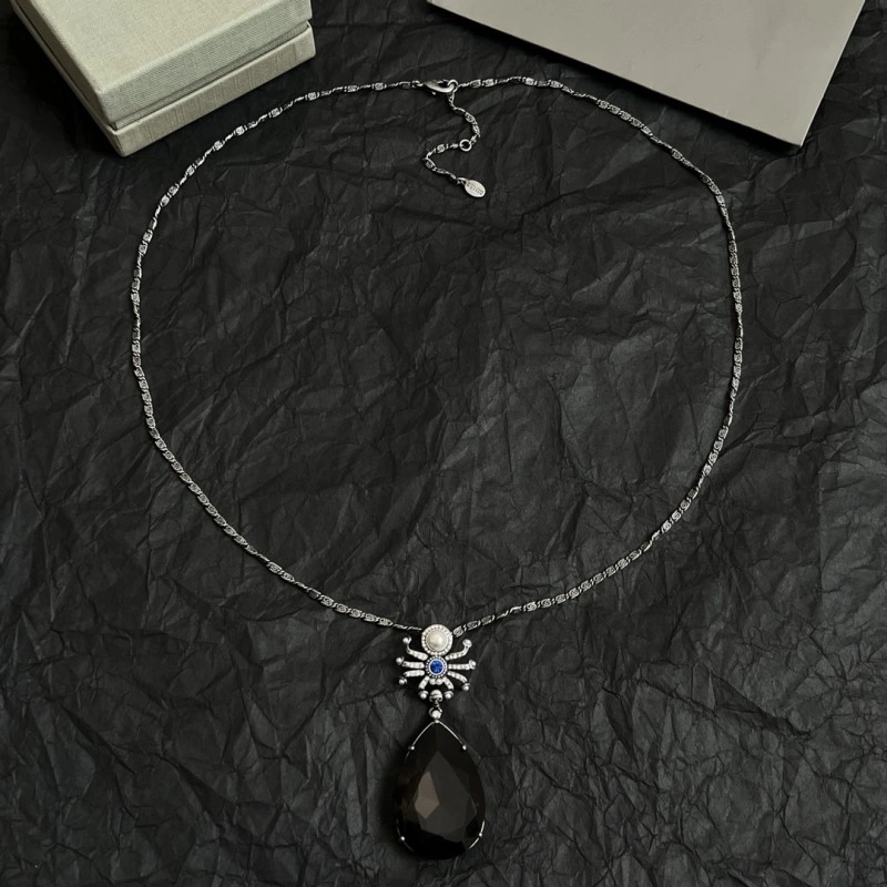 Mcqueen Necklaces Unisex 208607