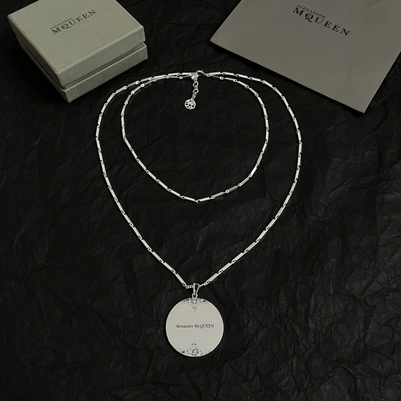 Versatile Mcqueen Necklaces 208606