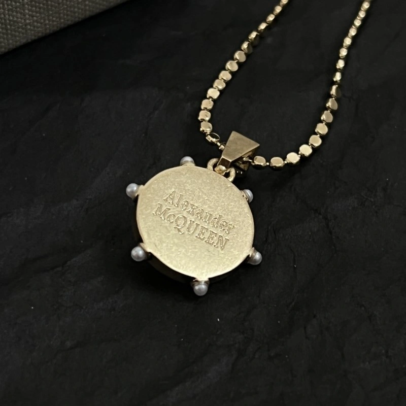 Compact Mcqueen Necklaces 208608